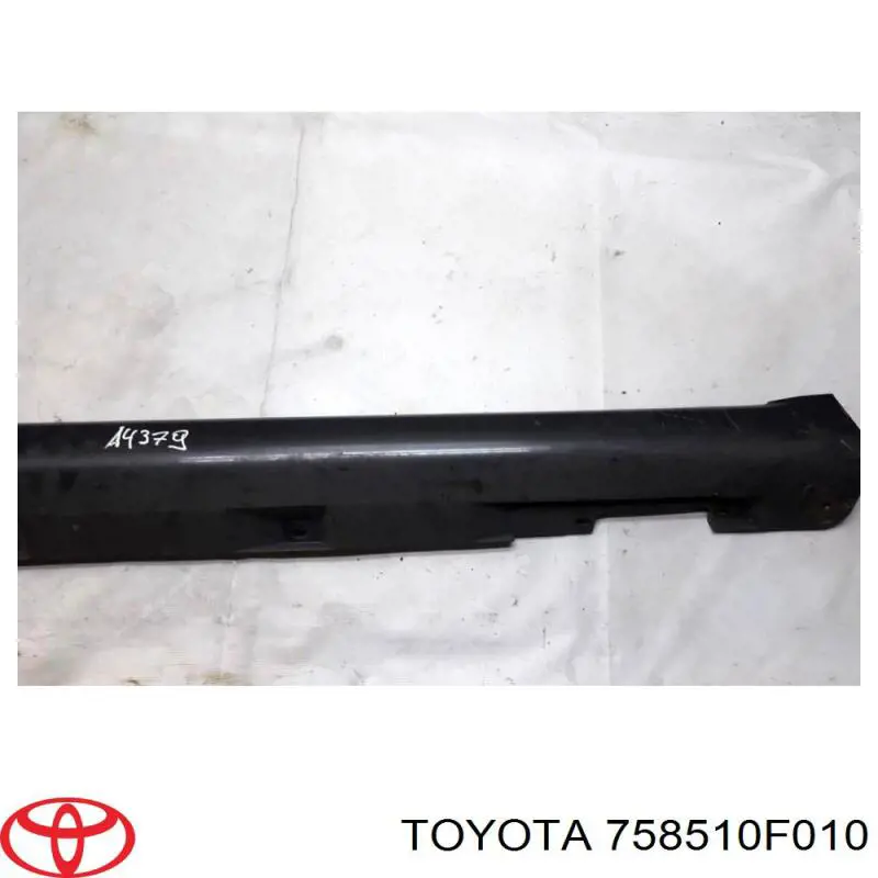 Накладка (молдинг) порога наружная правая Toyota 758510F010 цена, от 0.82 USD