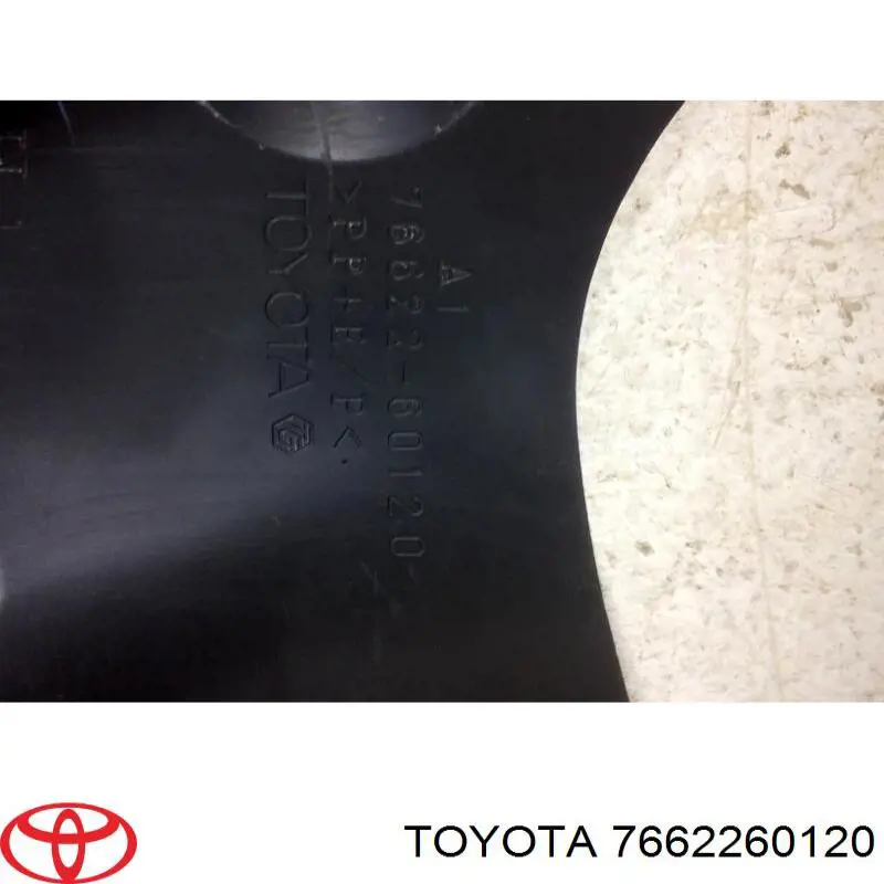 Брызговик передний левый Toyota 7662260120 цена, от 13.43 USD
