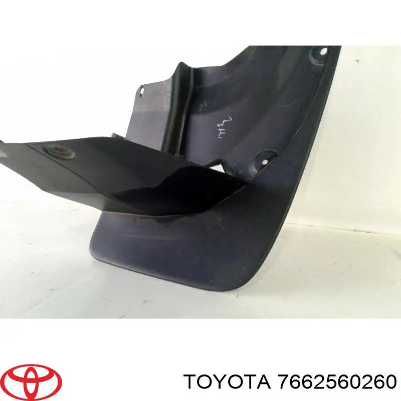 7662560260 Toyota 