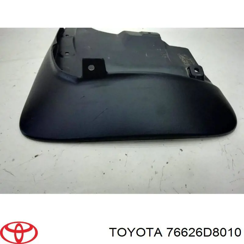 76626D8010 Toyota 