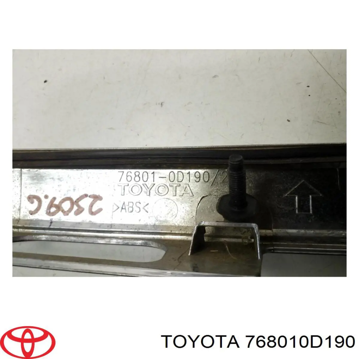  Toyota 768010D190 цена, от 44.34 USD