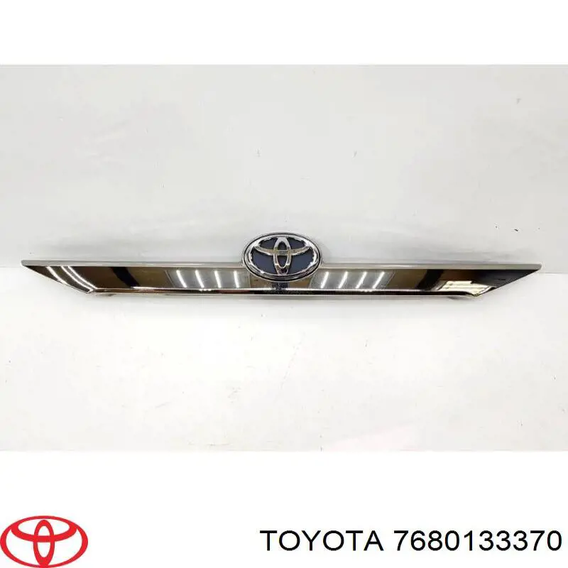 Купить 7680133370 Toyota Накладка двери багажника