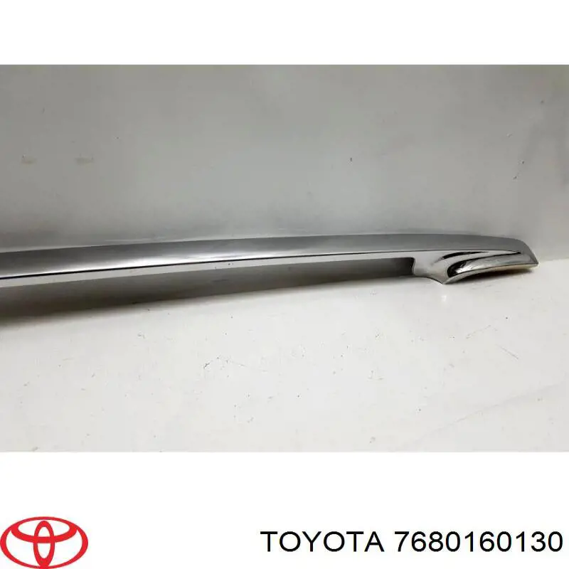 Купить 7680160130 Toyota Накладка багажника