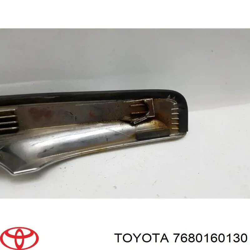 Накладка багажника (двери 3/5-й задней) Toyota 7680160130 цена, от  USD