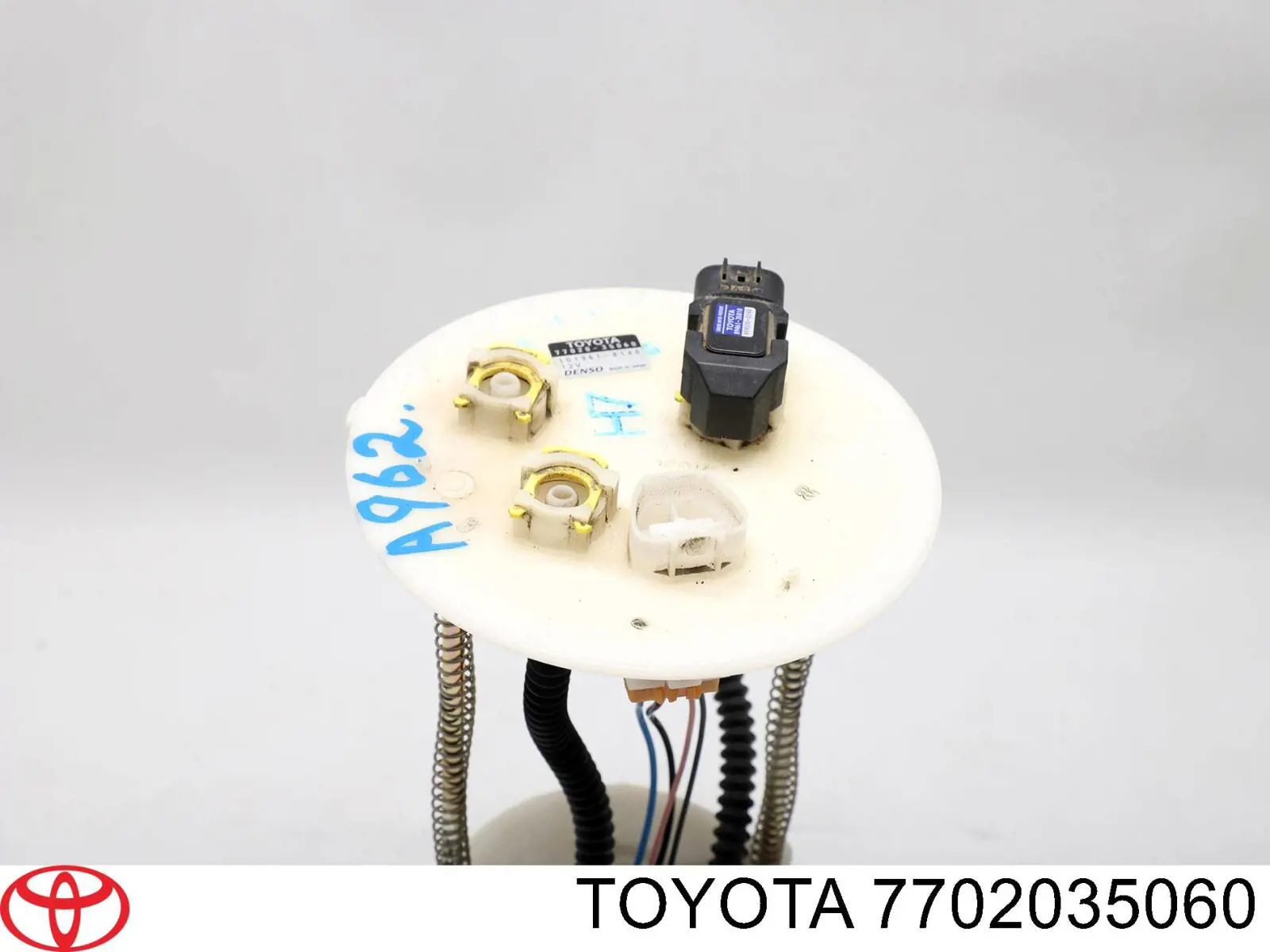 Бензонасос 7702035060 Toyota