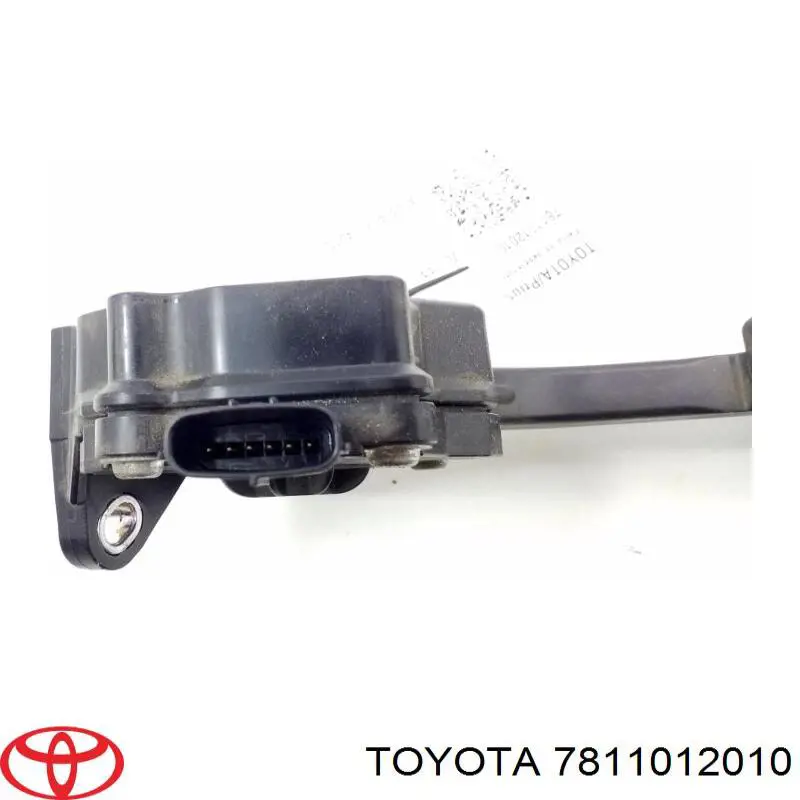  Педаль газа Toyota Prius 