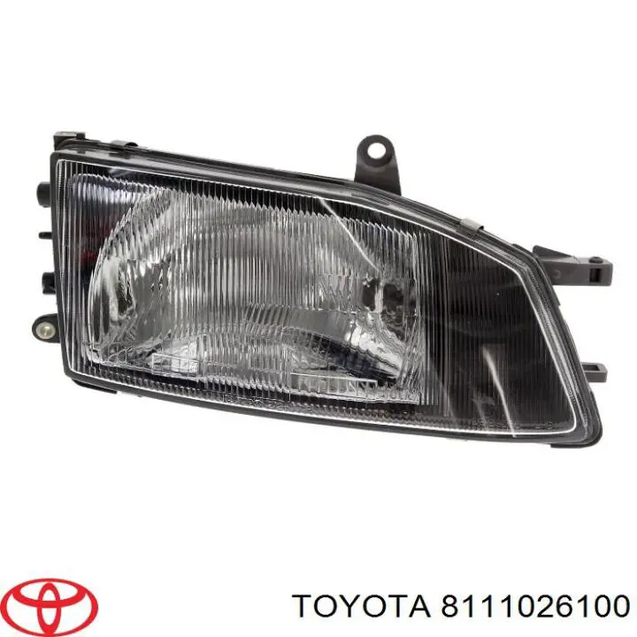 Правая блок фара Toyota 8111026100 цена, от 77.19 USD
