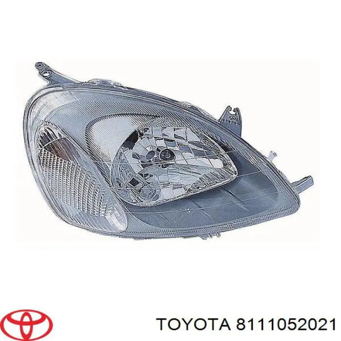 Фара правая 8111052021 Toyota