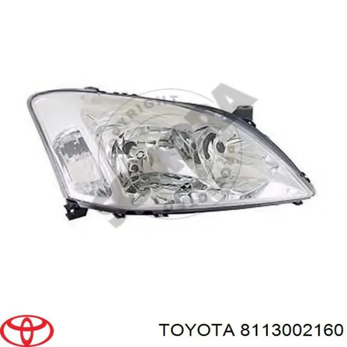 Фара правая 8113002160 Toyota