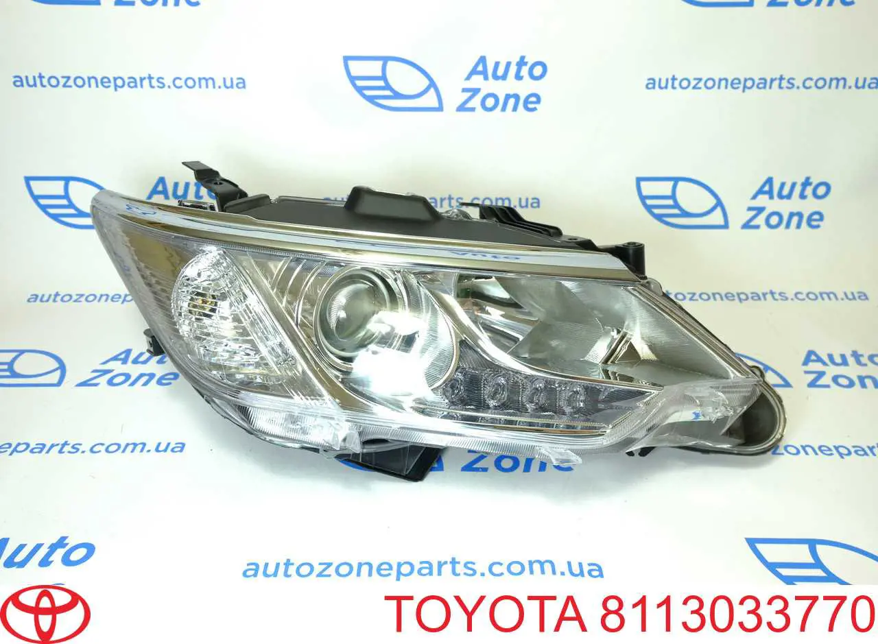 8113033770 Toyota luz direita