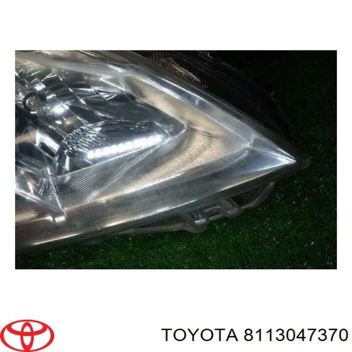 Правая фара ZTY111067R Signeda