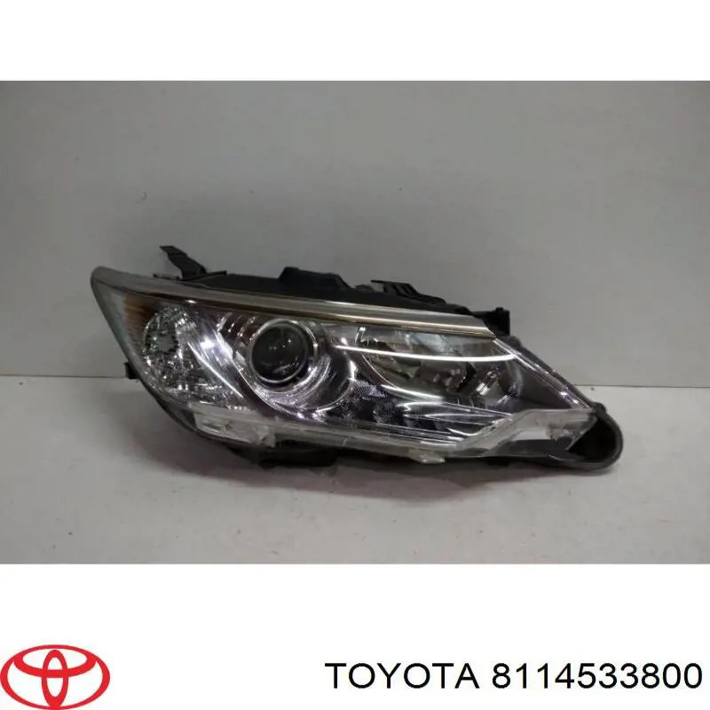 8114533800 Toyota luz direita