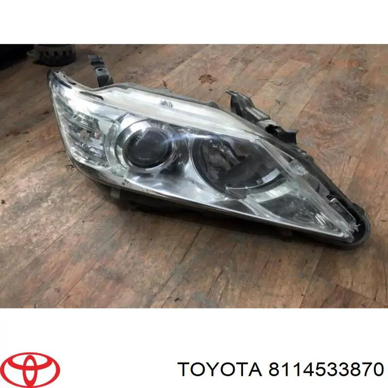 8114533870 Toyota Фара передняя правая