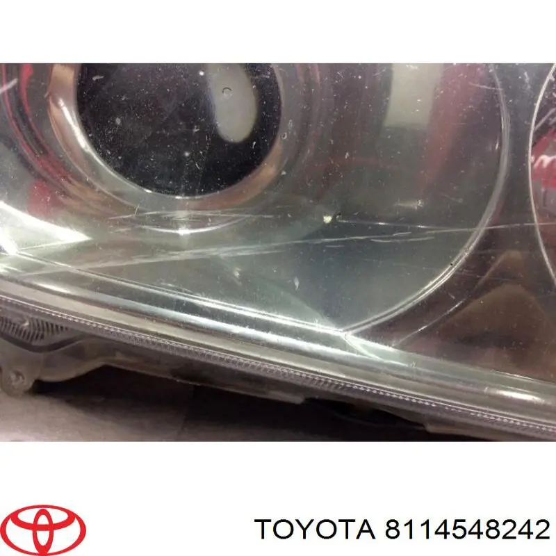 Купить 8114548241 Toyota Фара основная правая