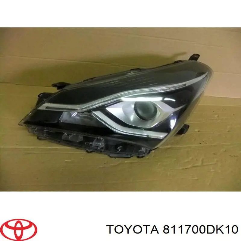 Luz esquerda para Toyota Yaris (P13)