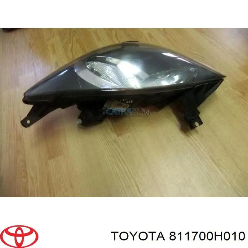 Левая фара 811700H011 Toyota