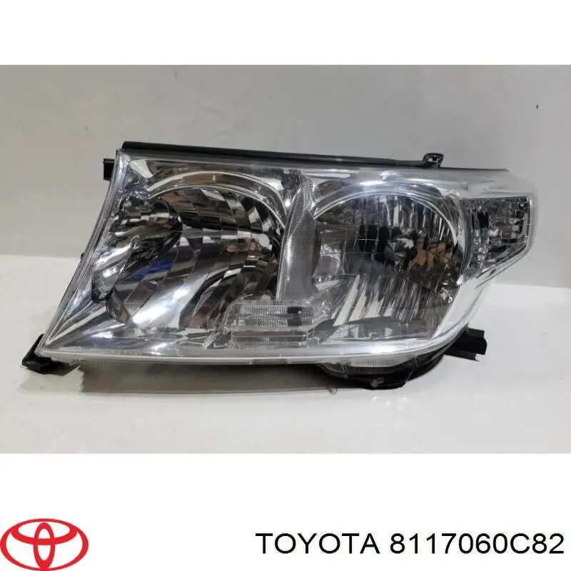 8117060C82 Toyota Фара