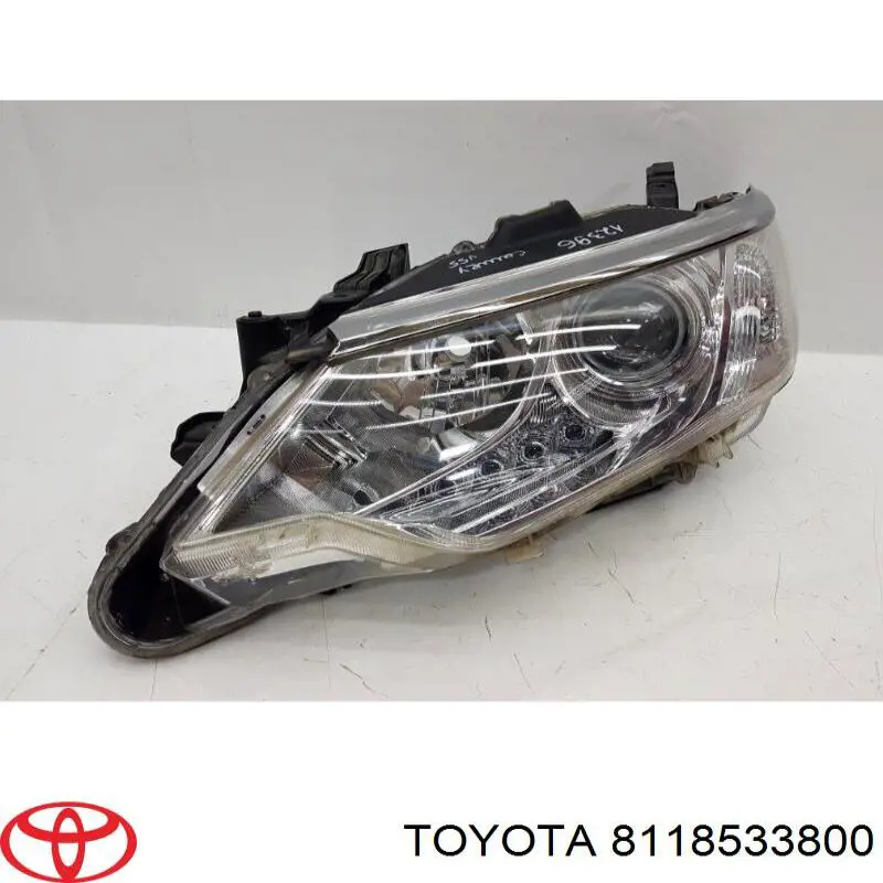 8118533800 Toyota luz esquerda