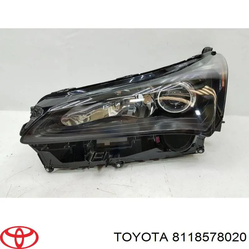 Левая фара 8118578020 Toyota