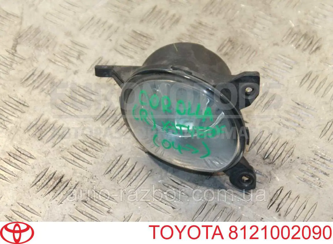 Фара противотуманная правая 8121002090 Toyota