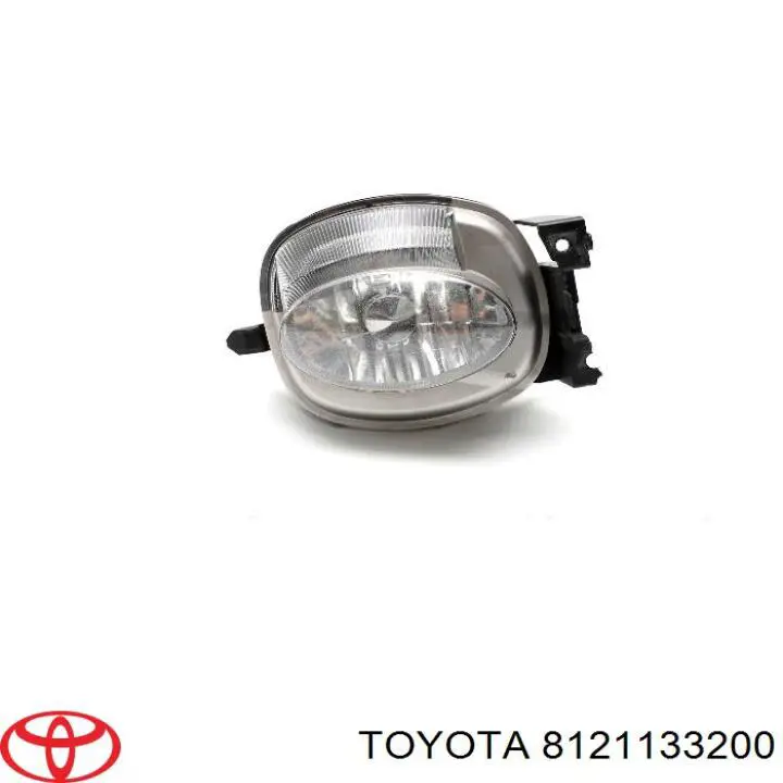 Фара противотуманная правая Toyota 8121133200