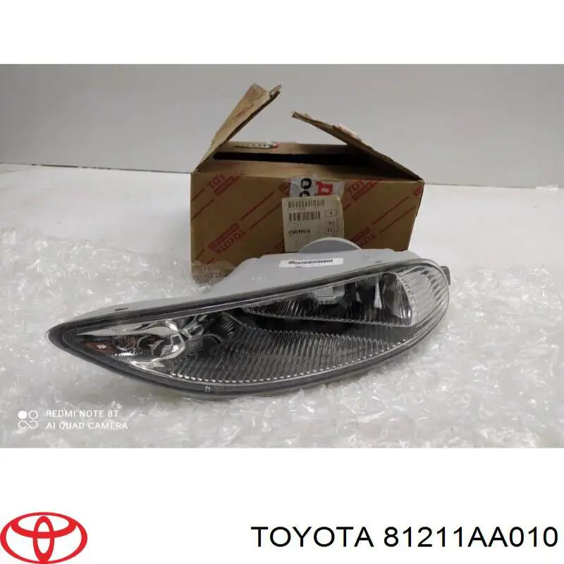 Фара противотуманная правая 81211AA010 Toyota