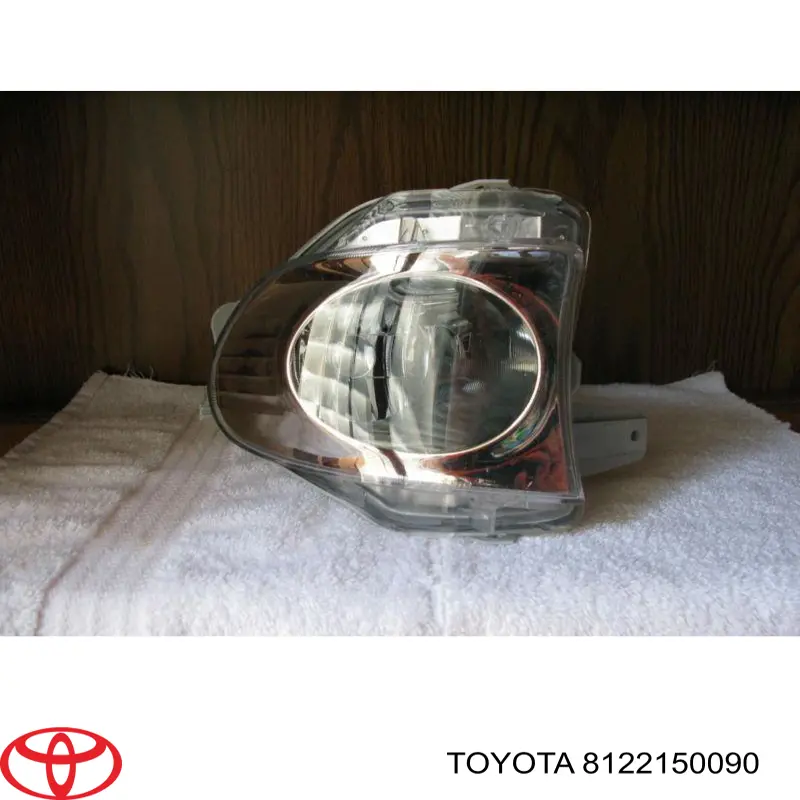Купить 8122150090 Toyota Противотуманка левая