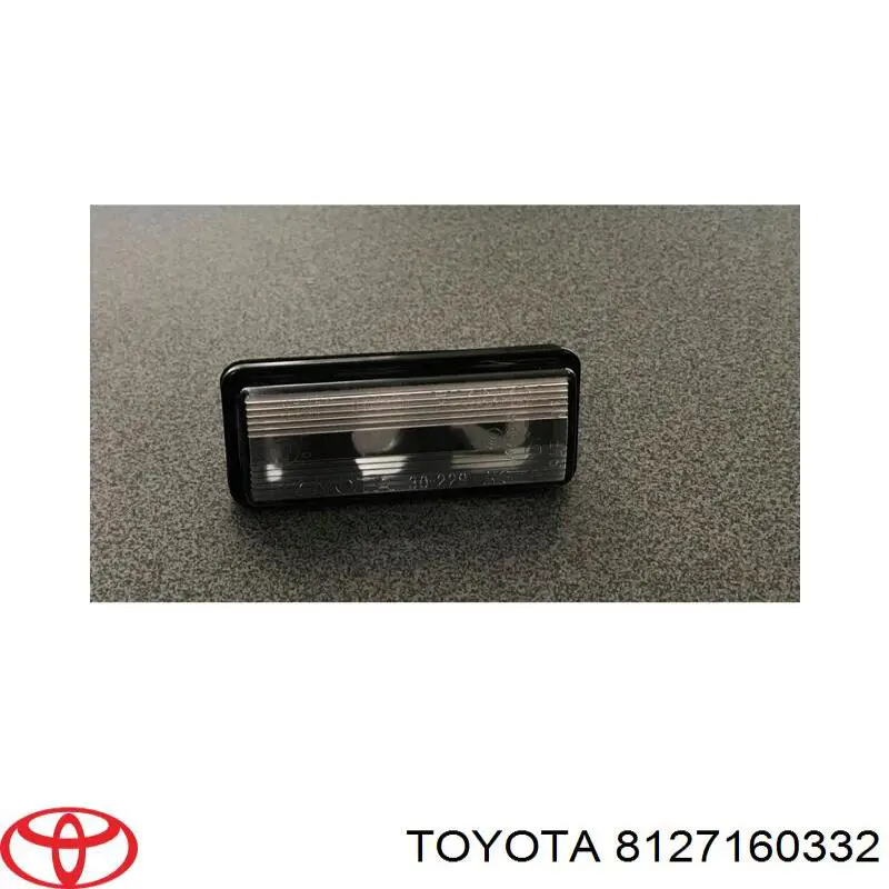 Lanterna da luz de fundo de matrícula traseira Toyota 8127160331 preço, a partir de 17,56 USD
