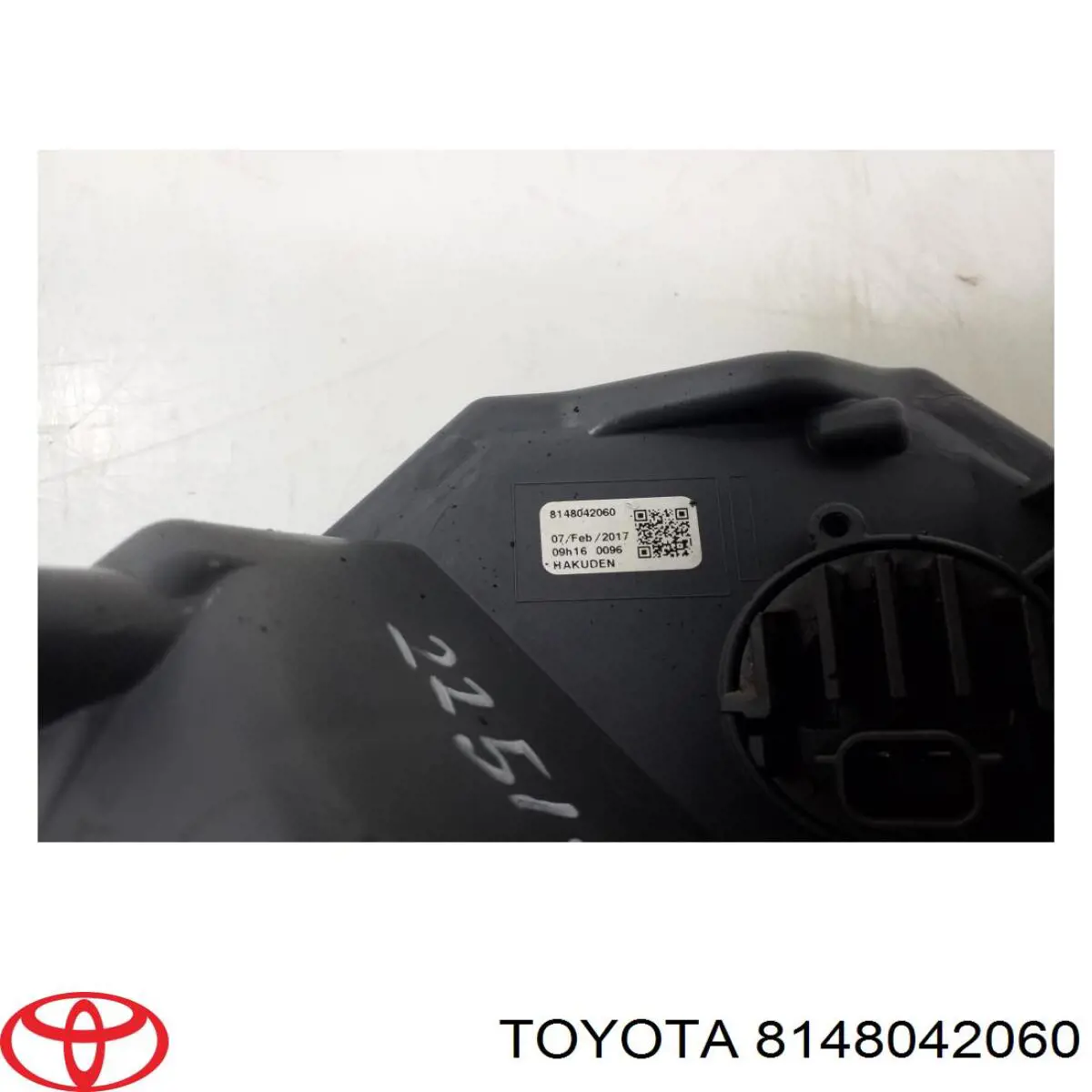  Toyota 8148042060