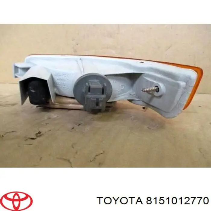 Правый указатель поворота Toyota 8151012771 цена, от 1.90 USD