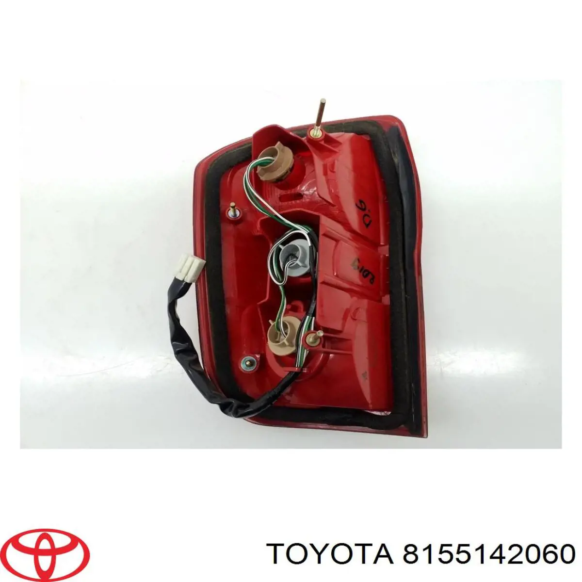 Купить 8155142060 Toyota Задняя правая фара