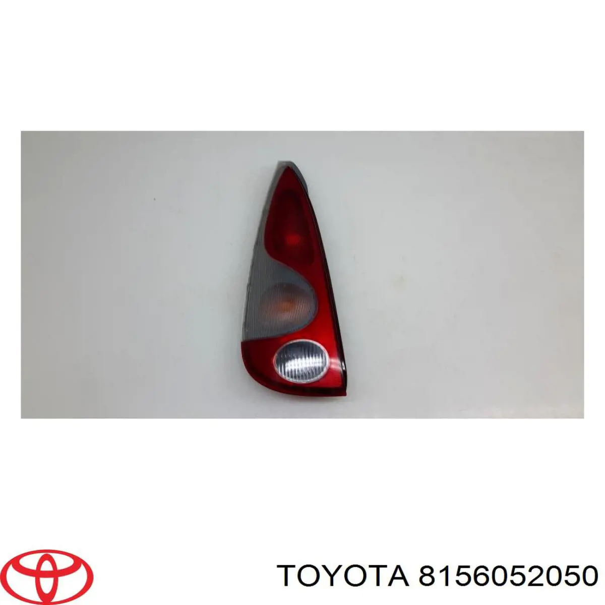 8156052050 Toyota фонарь задний левый