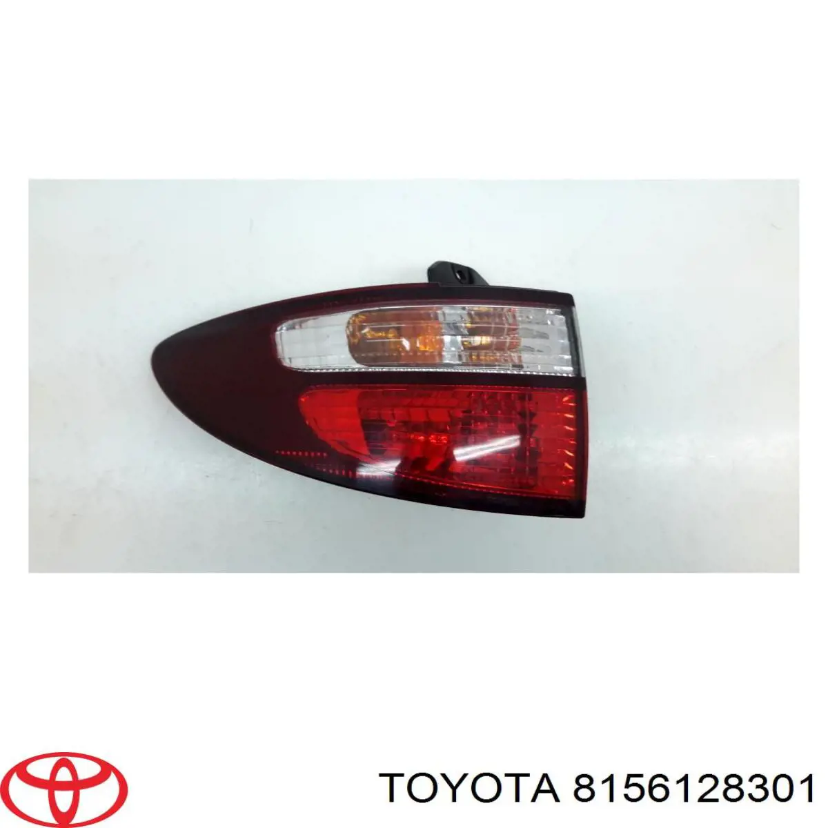 8156128301 Toyota Lanterna traseira esquerda externa