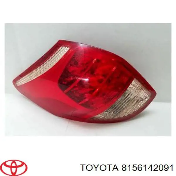 8156142091 Toyota фонарь задний левый
