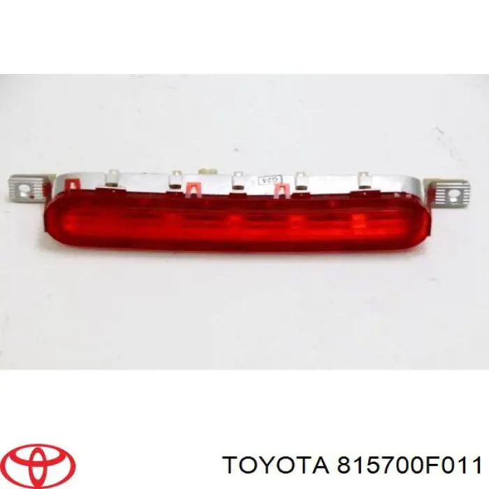 Стоп-сигнал задний дополнительный на Toyota Corolla VERSO 