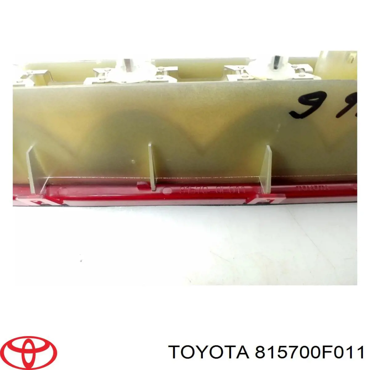 Купить 815700F011 Toyota Стоп-сигнал заднего стекла