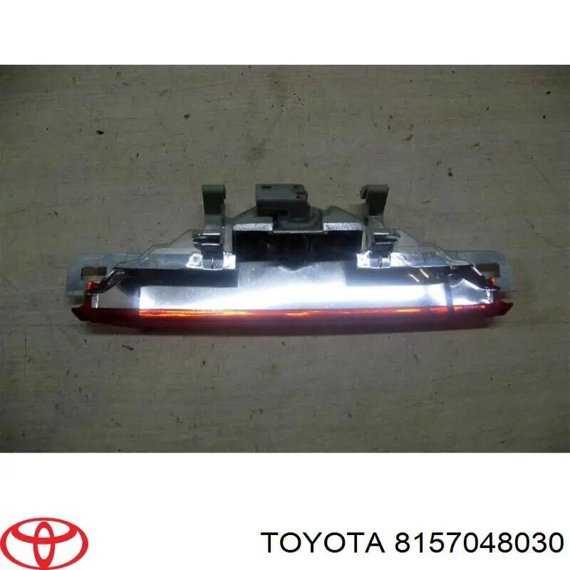 Стоп-сигнал задний дополнительный 8157048030 Toyota