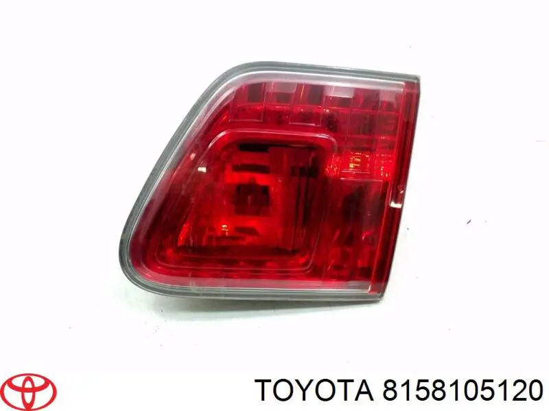 8158105120 Toyota фонарь задний правый внутренний