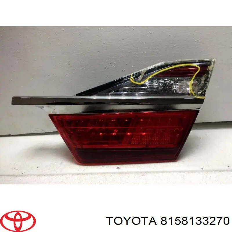 Lanterna traseira direita interna para Toyota Camry (V50)