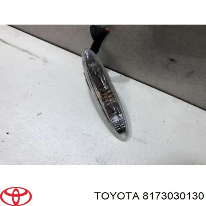  Повторитель поворота Lexus GS 