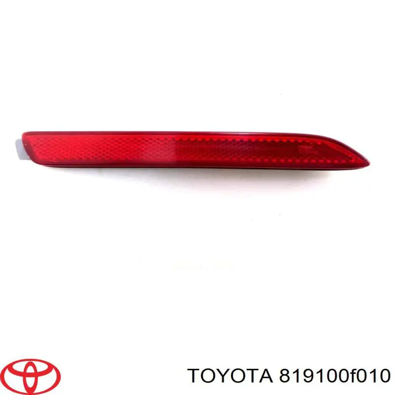 819100F010 Toyota Правый катафот бампера