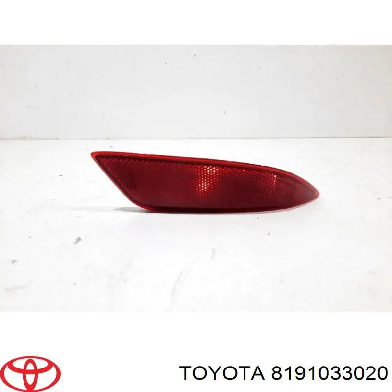 8191033020 Toyota катафот (отражатель заднего бампера правый)