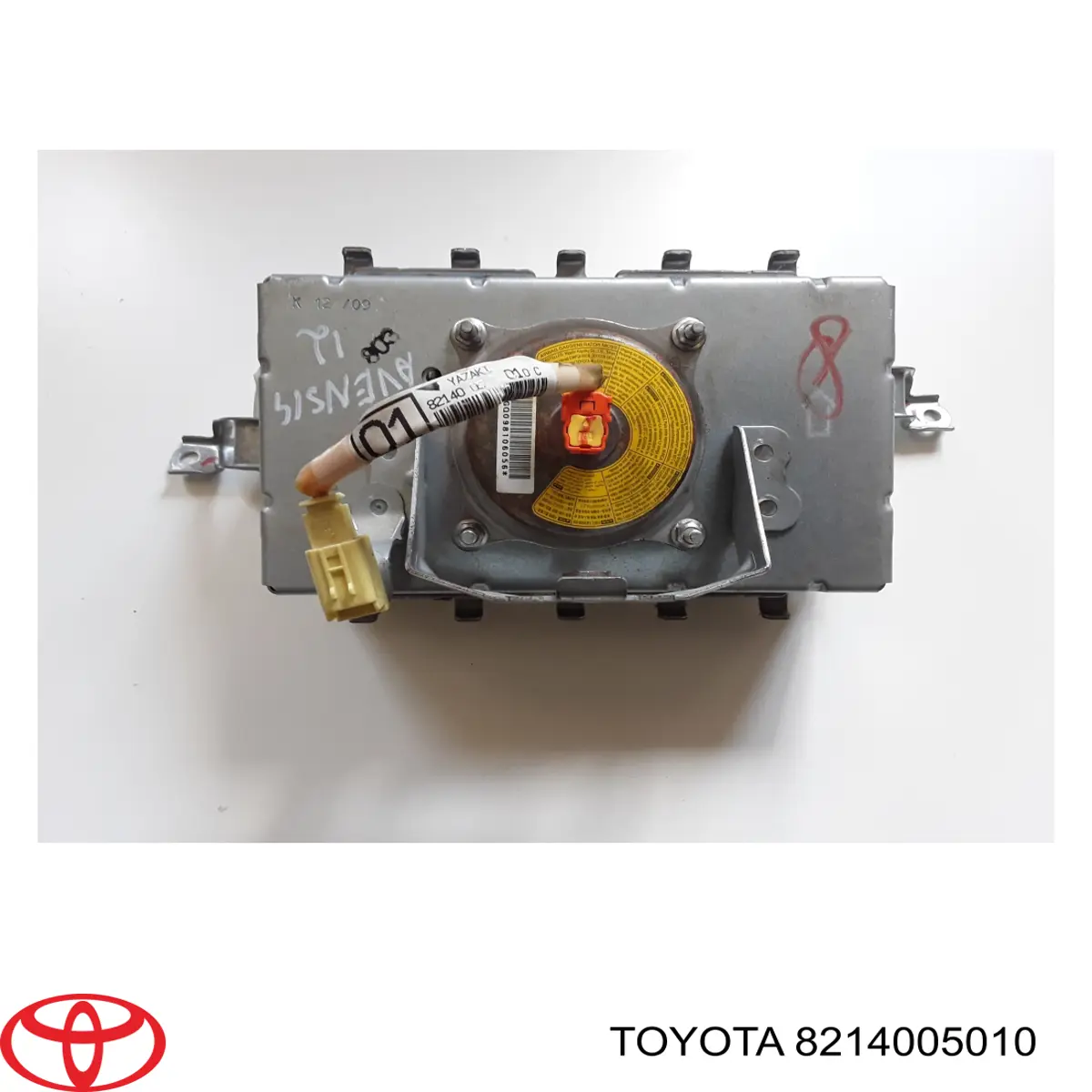 8214005010 Toyota 