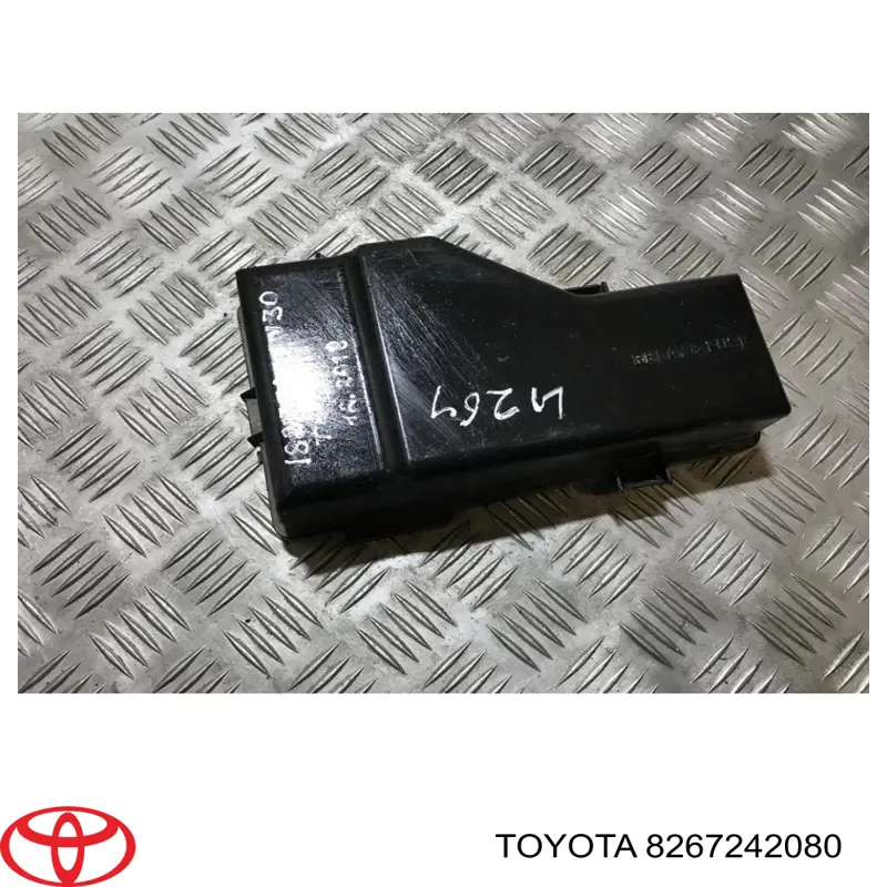 8267242080 Toyota 