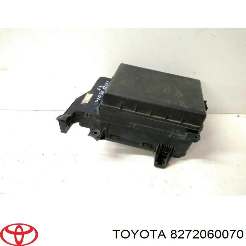 Unidade de dispositivos de segurança Toyota Land Cruiser 100 J10
