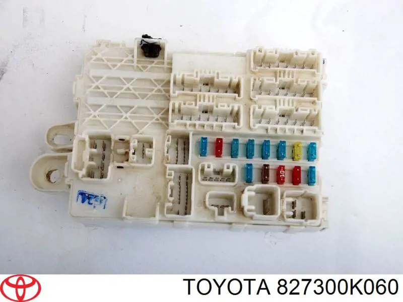 827300K060 Toyota 