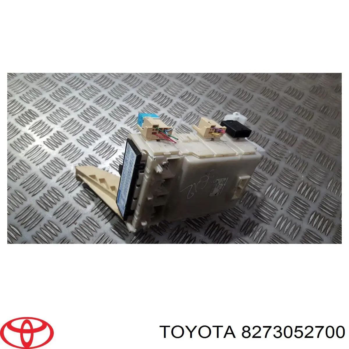 Купить 8273052700 Toyota 