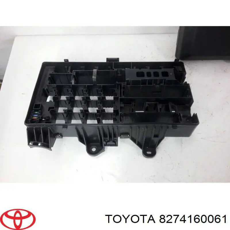 8274160061 Toyota 