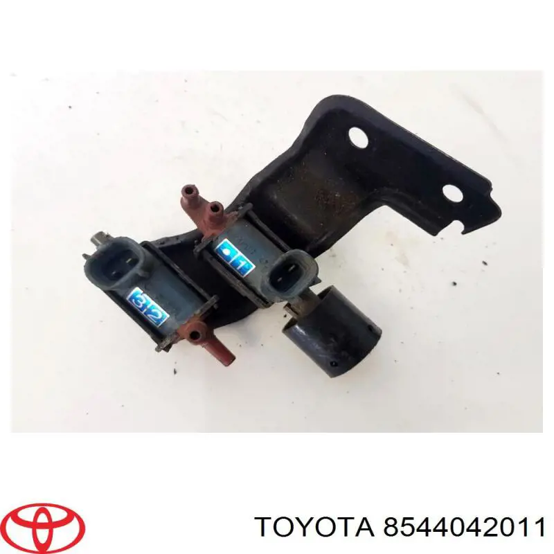  8544042011 Toyota