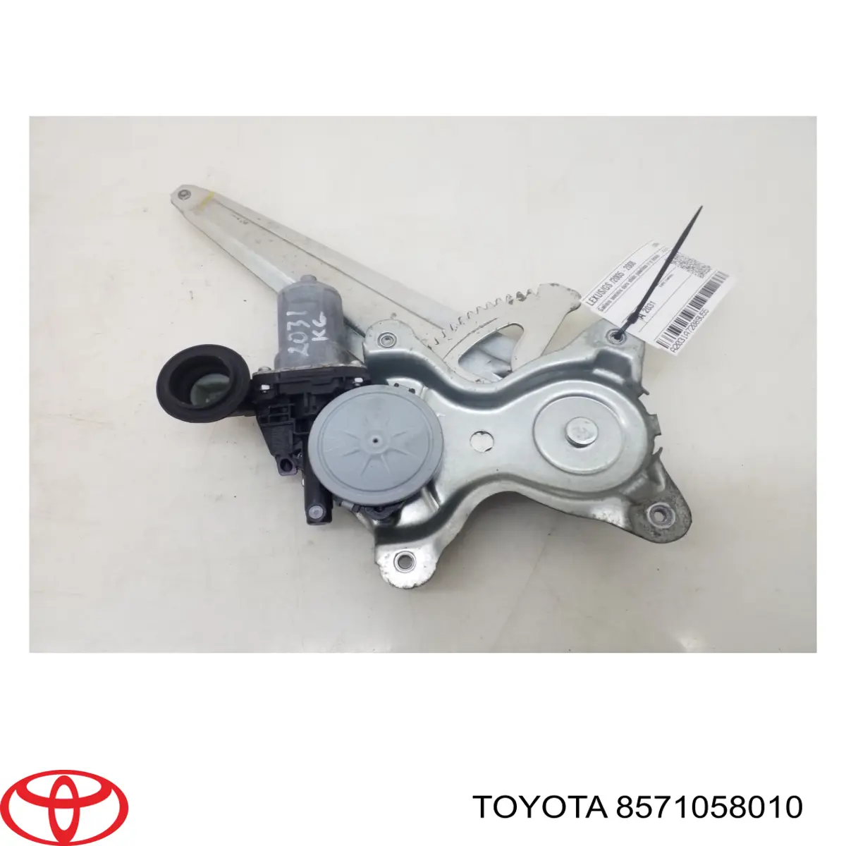Мотор стеклоподъемника двери передней правой Toyota 0620401760 цена, от 16.91 USD